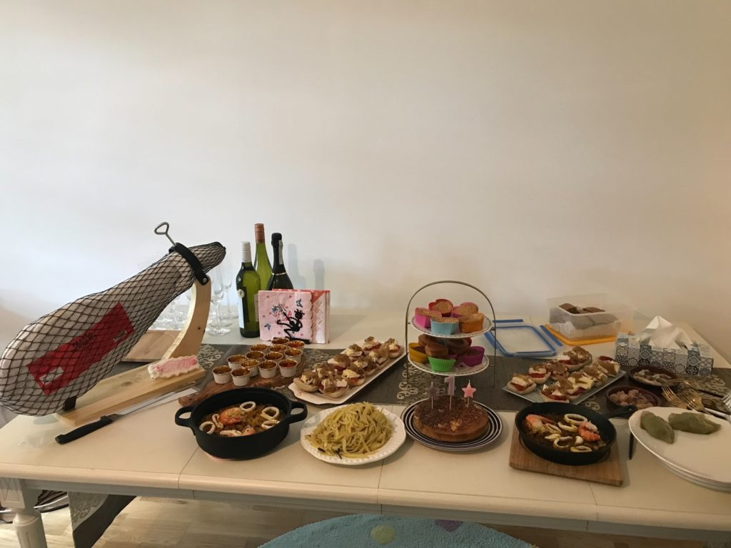 慶祝新生一歲的生日派對