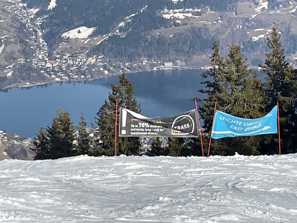 Zell am See Trass入口標示